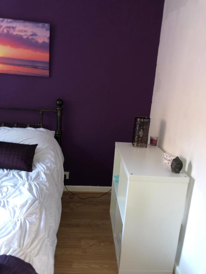 Home From Home, Close To Redditch Hospital Abb Kültér fotó